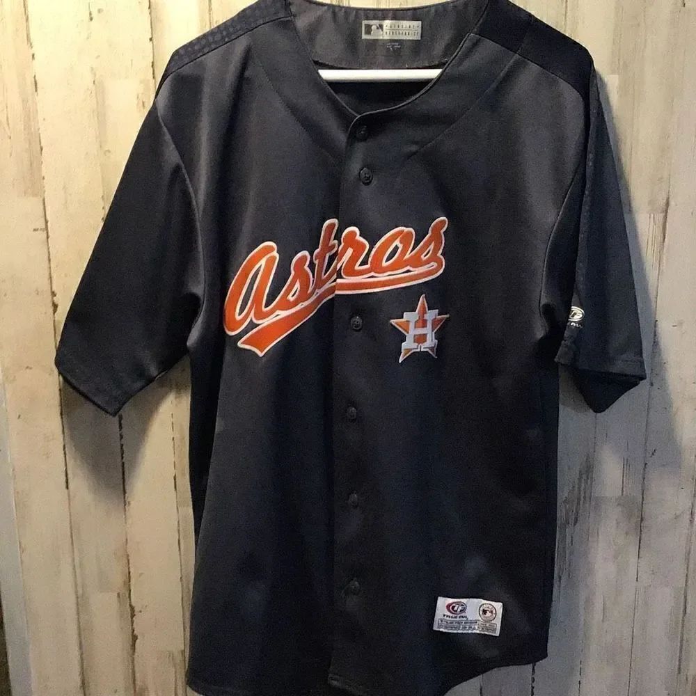 Houston Astros, shirt size medium someone may have dropped mustard from their ho